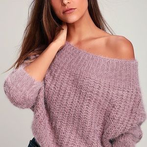LULUS | OFF SHOULDER FUZZY CROPPED SWEATER